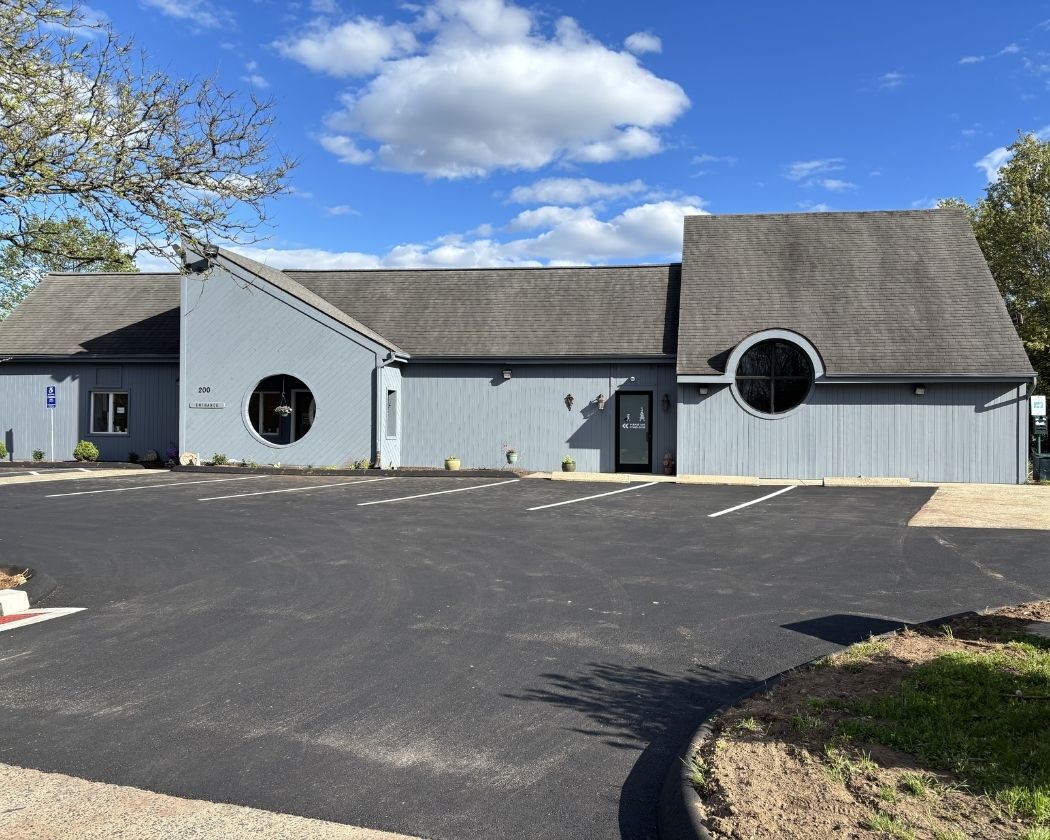 South Windsor Veterinary Clinic Building